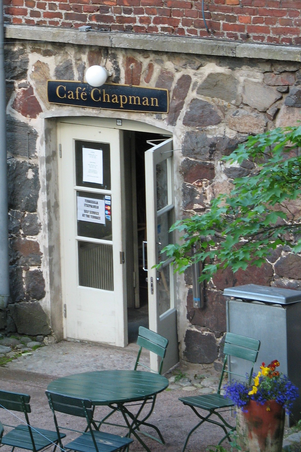 cafe-chapman-cropped