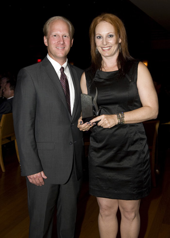 Rick Smetanka, CPA, Partner-in-Charge, Audit & Business Advisory Group, Haskell & White LLP, presented the 2012 Achievement Award for Outstanding Arts Organization to Jennifer Backhaus, Artistic Director of Backhausdance.