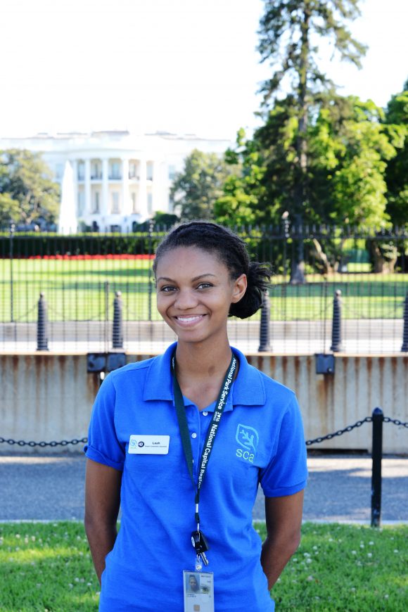 leah-white-house-vertical