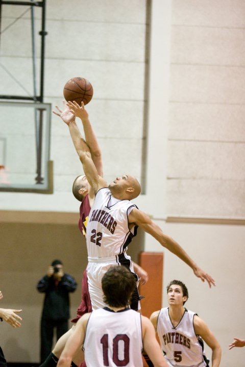 man playing basketball