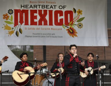 mariachi panteras on stage
