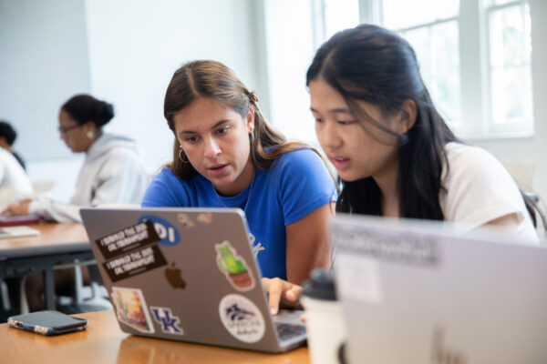 Students collaborate on research projects using data from the Chapman Survey of American Fears